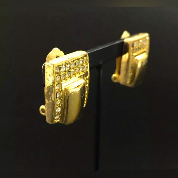 AUTH VINTAGE CHRISTIAN DIOR CD RHINESTONES CRYSTAL CLIP ON EARRINGS JEWELRY GOLD - Picture 2 of 7